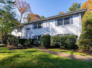 2 Hoosic Dr, Canton, MA 02021