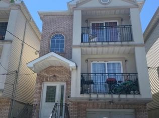 334 S Park St, Elizabeth, NJ 07206