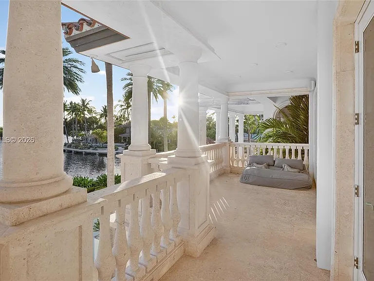 260 Cape Florida Dr — Photo 64