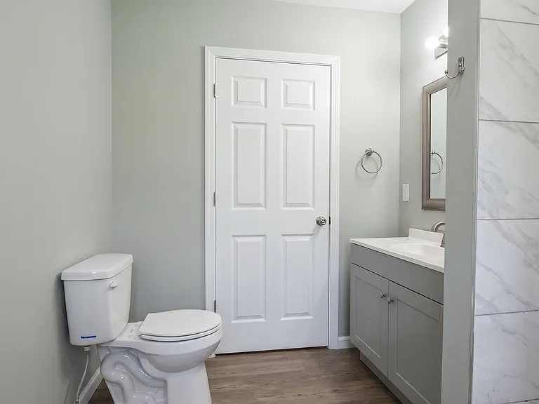 1215 Oaklawn St SE — Photo 8