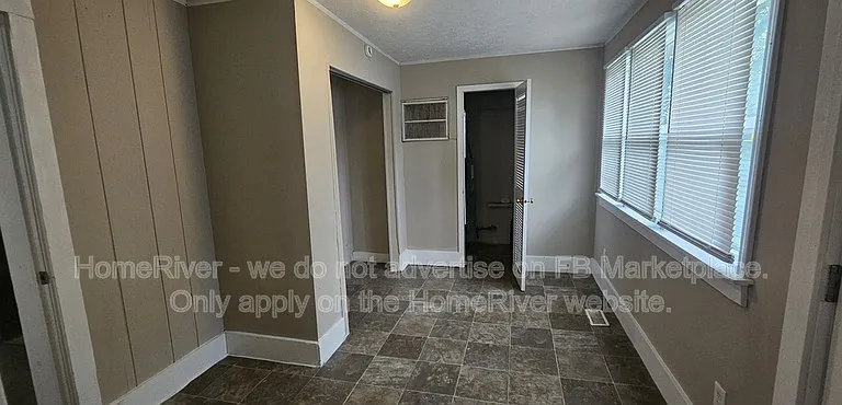121 N Gladstone Ave — Photo 5