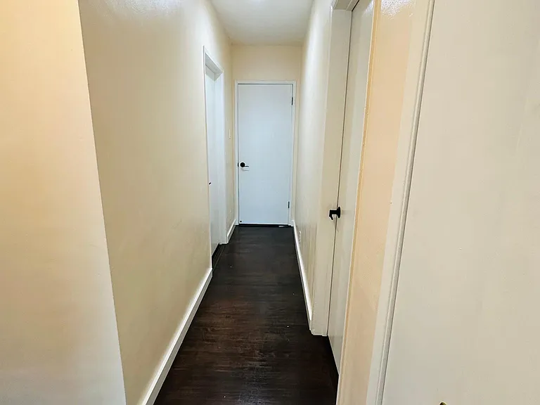 707 W Graves Ave — Photo 10