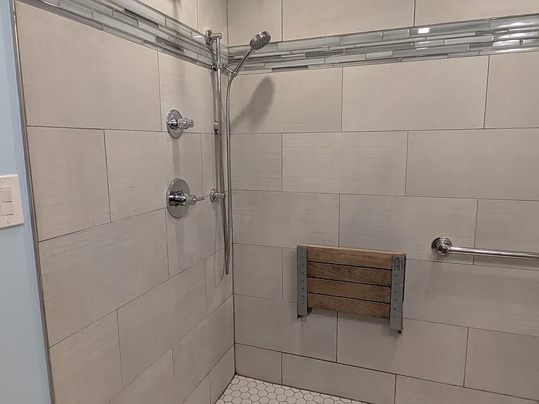 510 W 45th St #1 — Photo 19