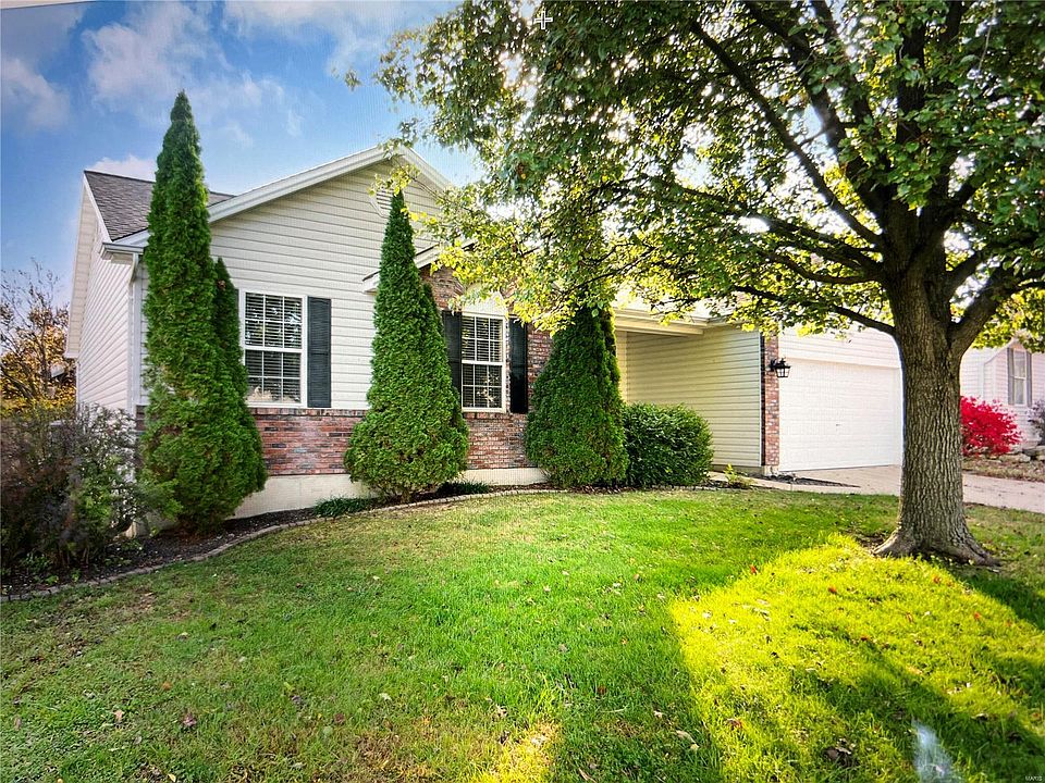 2nd image of 1114 Danielle Elizabeth Ct