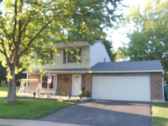 2nd image of 7790 Redmaple Ct