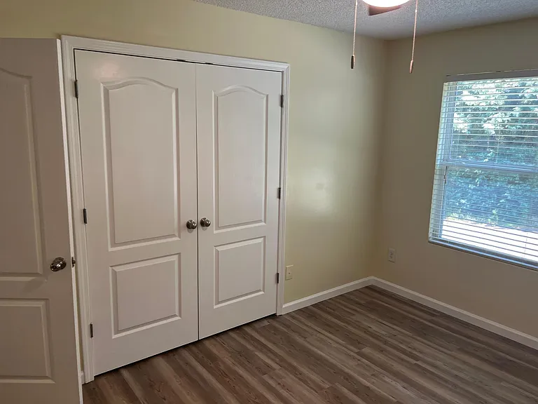 421 Bridgewater Way — Photo 12