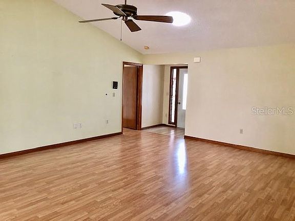 4th image of 427 Cypress Forest Dr