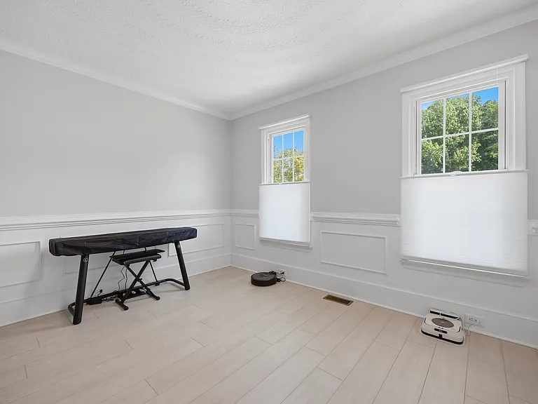 103 Jessica Dr — Photo 24