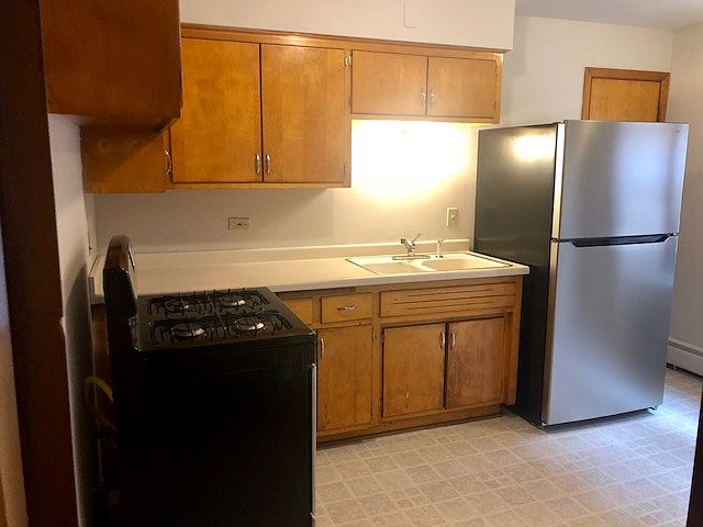2nd image of 7138 Riverside Dr APT 2