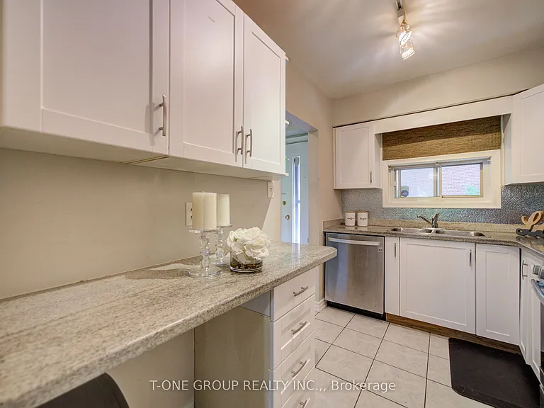 6 Esterbrooke Ave #94 — Photo 7