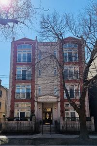911 W Altgeld St APT 2E, Chicago, IL, 60614