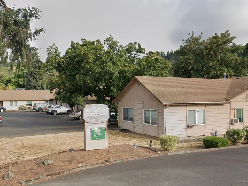 Riverside Apartments