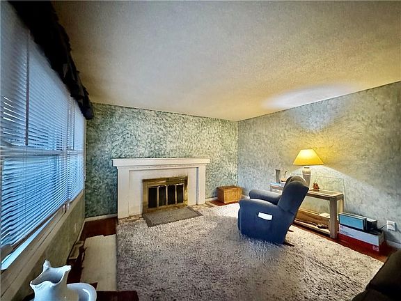 5th image of 5821 Rosehill Rd