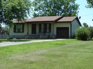 102 Freestone St, Harrison, AR 72601