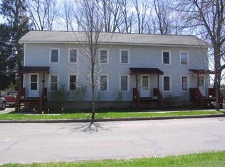 77 Saltonstall St, Canandaigua, NY 14424