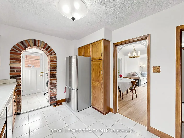 2359 Brookhurst Rd — Photo 13