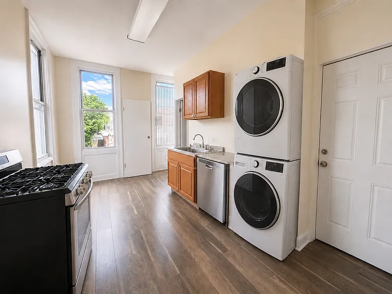 459 Knickerbocker Ave #3 — Photo 2