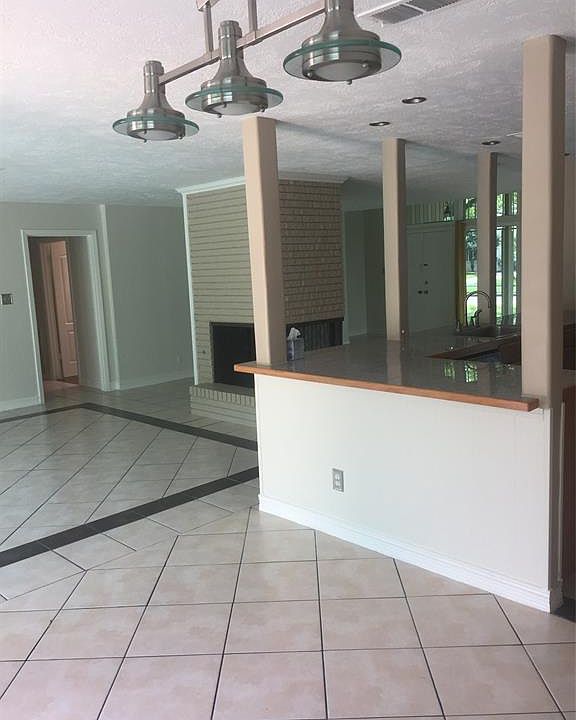 1st image of 7706 De Moss Dr