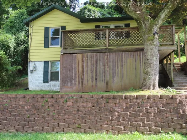 1625 Troy Rd, South Charleston, WV 25303