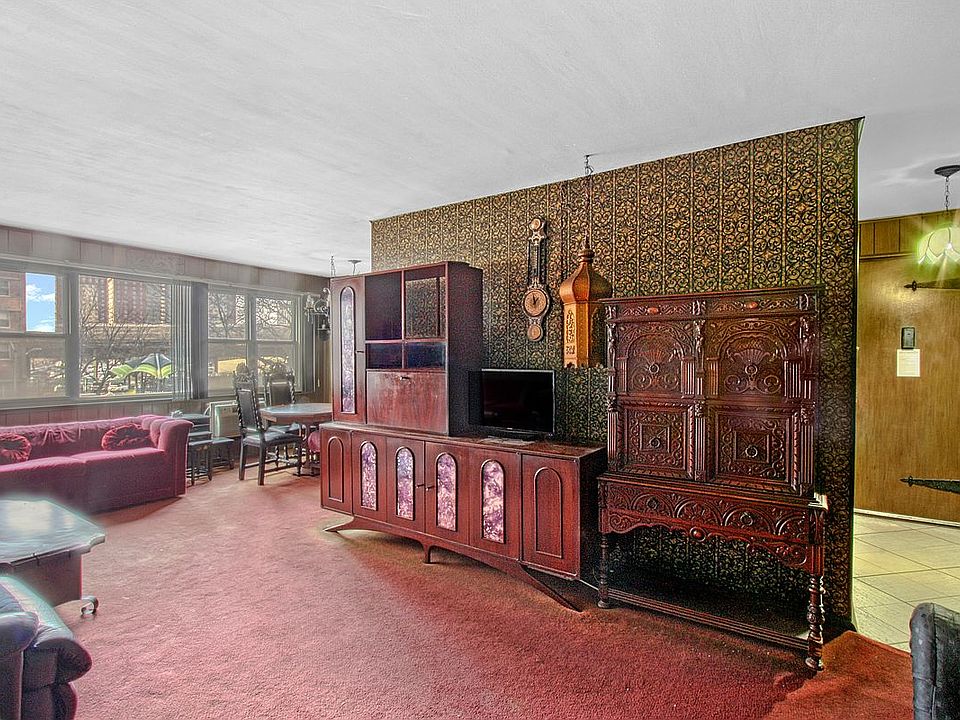 1st image of 2932 W 5th St APT 2C