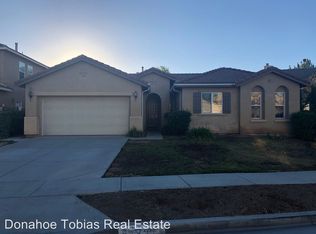 33541 Iris Ln, Murrieta, CA 92563