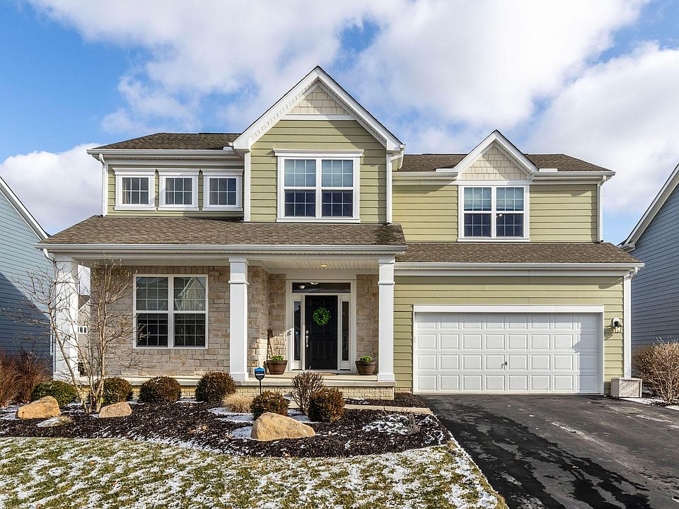 1st image of 1079 Balmoral Dr