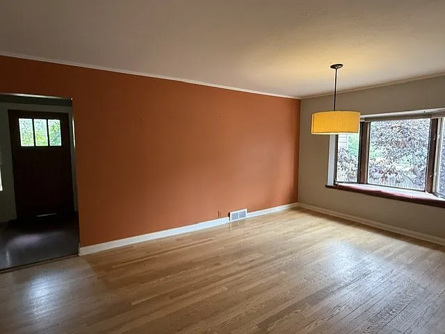 1226 W Prospect Rd — Photo 29