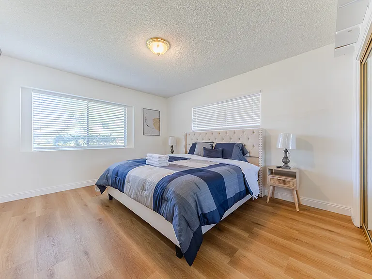 518 E La Sierra Dr — Photo 27