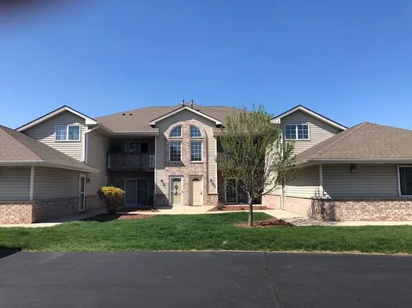 3016 Meyer Ct, Racine, WI 53406