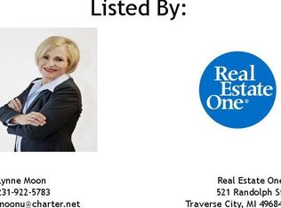 1917 Seneca St, Traverse City, MI 49686