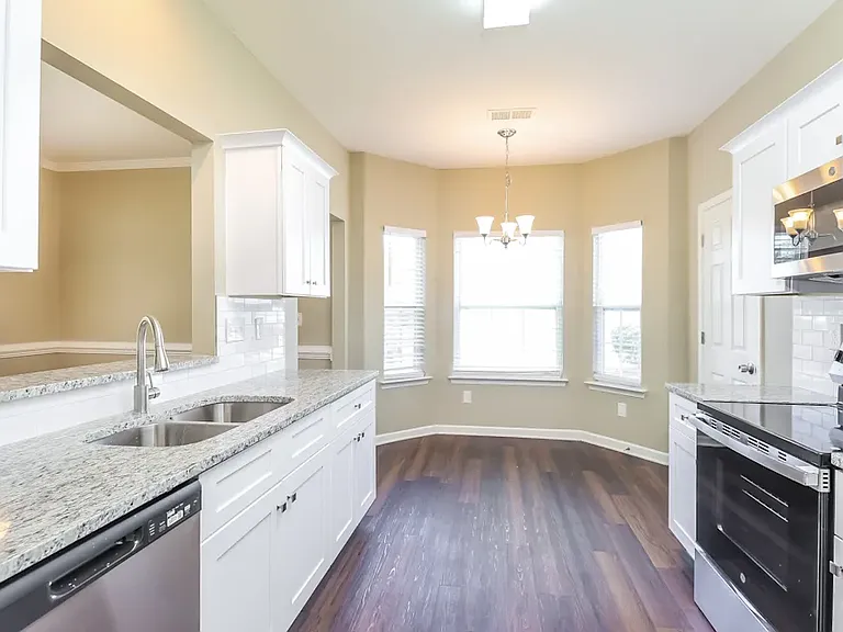 2640 Hartley Hills Dr — Photo 3