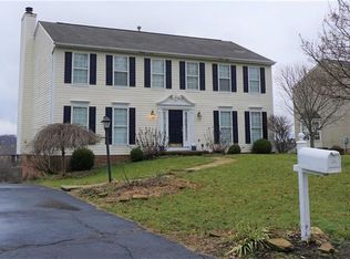 2245 Watchfield Dr, South Park, PA