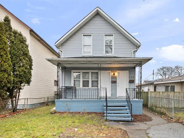 420 Caron Ave #418, Windsor, ON N9A 5B4
