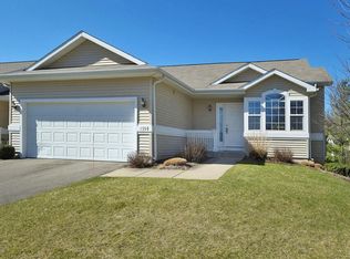 1558 Skylark Way, Kalamazoo, MI 49009