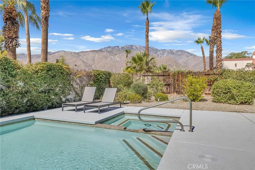 2 bed, 2.0 bath, 1620 sqft, $3,500 — Photo 2
