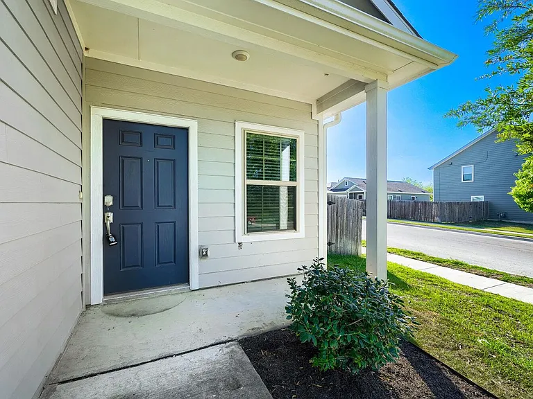 7001 Tonka Ln — Photo 2