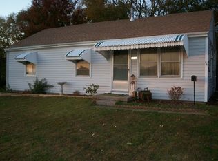 8810 E 67th St, Raytown, MO 64133