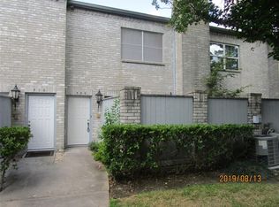 592 Wilcrest Dr, Houston, TX 77042