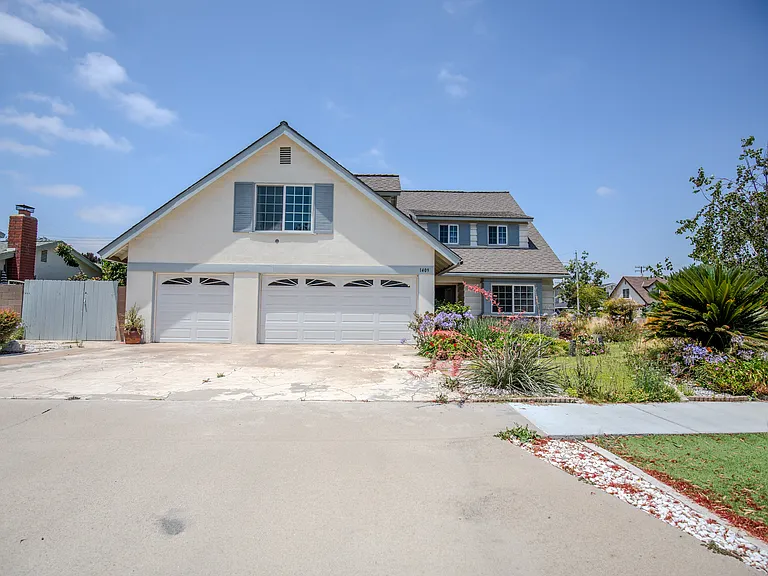 1409 S Adria St — Photo 1
