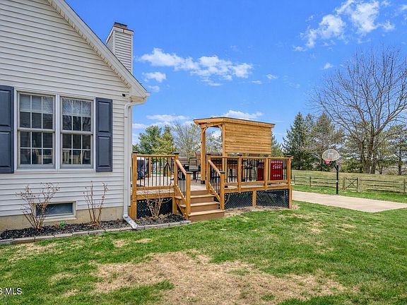 4th image of 3407 Manley Rd