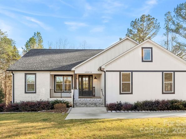 40934 Deer Haven Dr, Albemarle, NC 28001