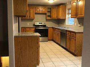 20 Kirk Dr, Springfield, MA 01109