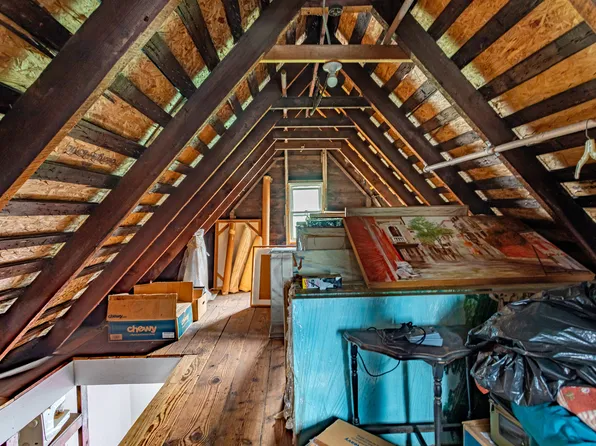 31 Crescent Avenue image 25 of 42