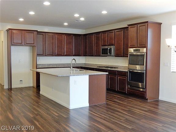 3rd image of 4125 Fairywren Dr