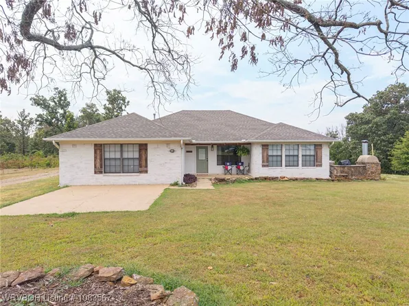 7434 Ember Point, Van Buren, AR 72956