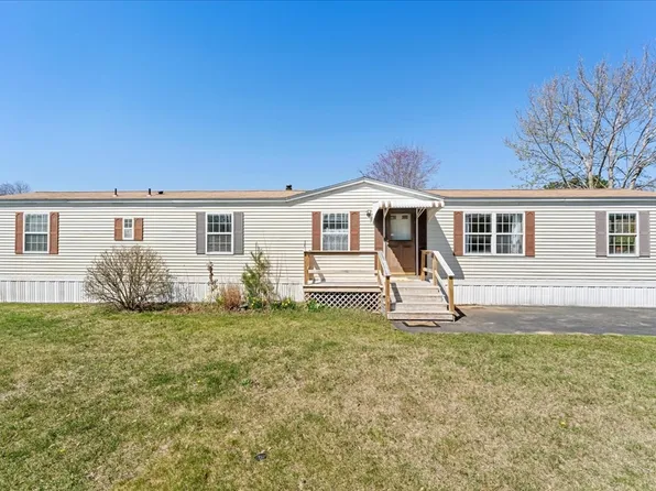 10 Wampanoag Rd, Taunton, MA 02780