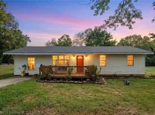 157 S Wood St, Magazine, AR 72943