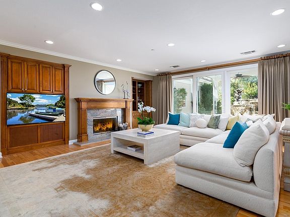 5th image of 189 Lake Sherwood Dr