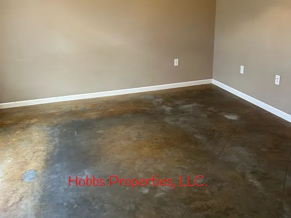 410 6th St APT 301, Conway, AR 72032
