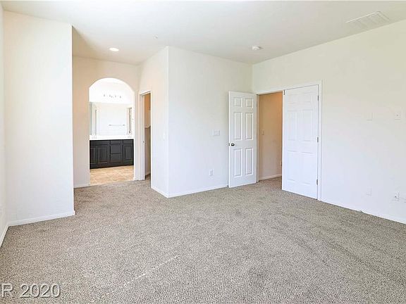 4th image of 678 Forest Peak St